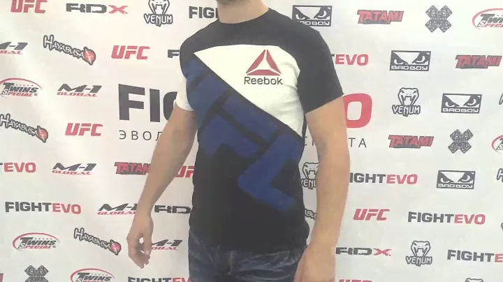 Футболка UFC Reebok черно синяя