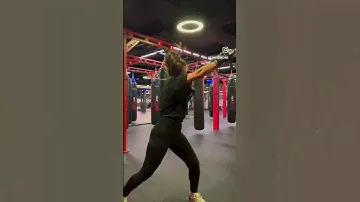 #ufcgym  @ufcgymsurgut (UFC GYM Сургут) #boxer #boxing #boxingcoach #surgut #бокс #padwork #surgut